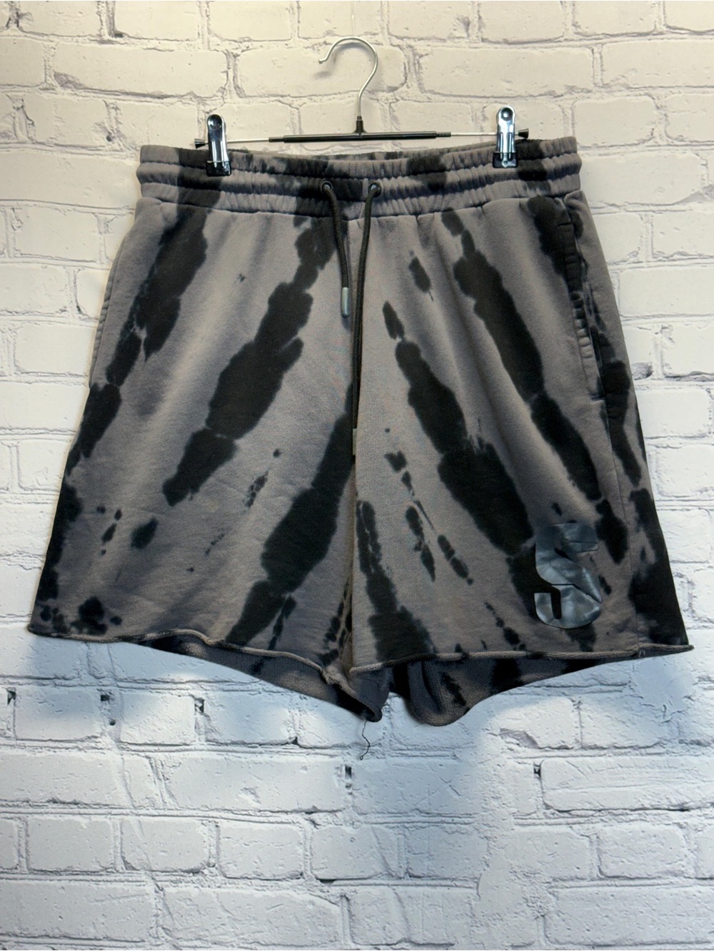 SLAM Magazine men Shorts  Size S gray Tie Dye